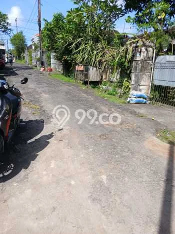 Rumah kawasan Mahendradata, 2 KM, Pemandangan Indah, LT 100m² Bangunan 100m² Rumah kawasan Mahendradata, 2 KM, Pemandangan Indah, LT 100m² Bangunan 100m²