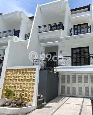 Disewakan! Rumah 4 Kamar Tidur &
5 Kamar Mandi di Pemogan, Denpasar Disewakan! Rumah 4 Kamar Tidur &
5 Kamar Mandi di Pemogan, Denpasar