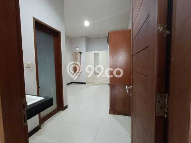 Disewakan! Rumah 4 Kamar Tidur &
3 Kamar Mandi di Ubung, Denpasar Disewakan! Rumah 4 Kamar Tidur &
3 Kamar Mandi di Ubung, Denpasar