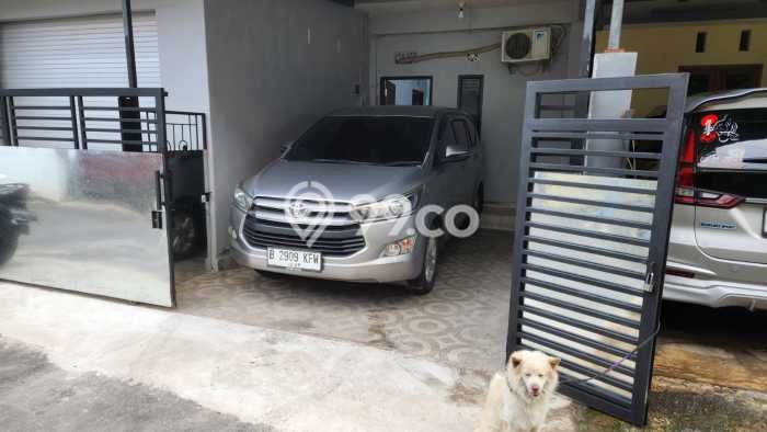 RECOMMENDED! Rumah di Denpasar Barat, 2 KM, Area Premium, Luas 100m2m² Bangunan 120m2m² RECOMMENDED! Rumah di Denpasar Barat, 2 KM, Area Premium, Luas 100m2m² Bangunan 120m2m²