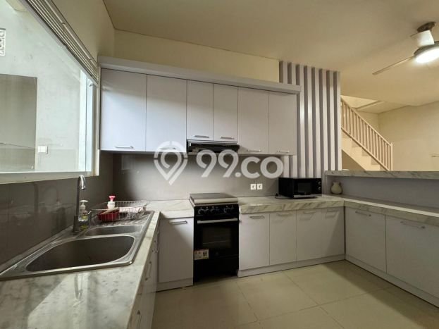Ready to Use! Luxury House LT 150m2 Desain Modern di Renon Ready to Use! Luxury House LT 150m2 Desain Modern di Renon
