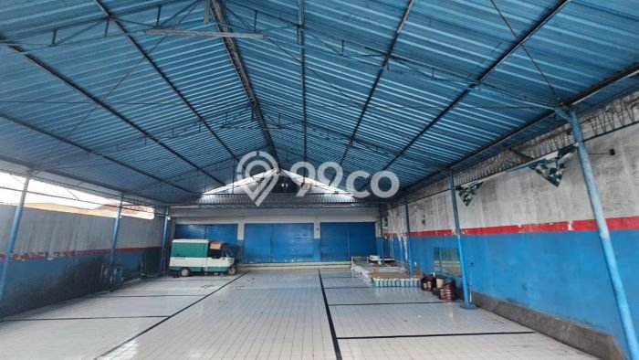 Gudang Komersial Dijual di Denpasar Barat Denpasar LT 350m2 & LB 100m2 Gudang Komersial Dijual di Denpasar Barat Denpasar LT 350m2 & LB 100m2