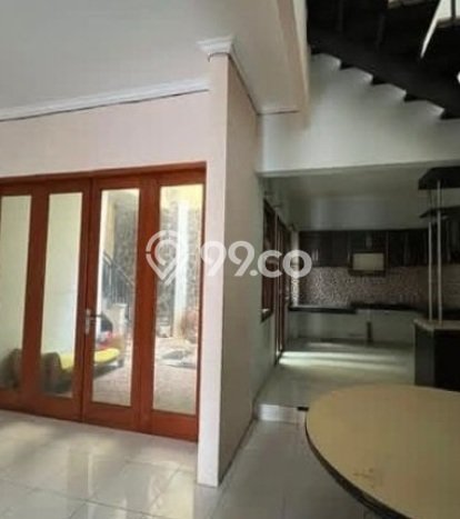 Jual Rumah Bagus Siap Huni LB 230m2 di Pamulang, Tangerang Selatan Jual Rumah Bagus Siap Huni LB 230m2 di Pamulang, Tangerang Selatan