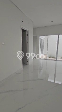 Rumah Mewah LB 316m2 Siap Pakai Desain Elegan di Gading Serpong, Tangerang Rumah Mewah LB 316m2 Siap Pakai Desain Elegan di Gading Serpong, Tangerang