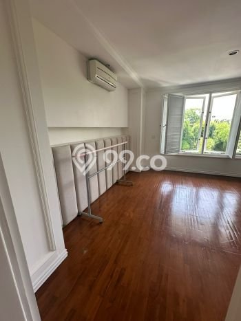 Rumah sewa siap pakai 4 Kamar Tidur di Pondok Indah, Jakarta Selatan Rumah sewa siap pakai 4 Kamar Tidur di Pondok Indah, Jakarta Selatan