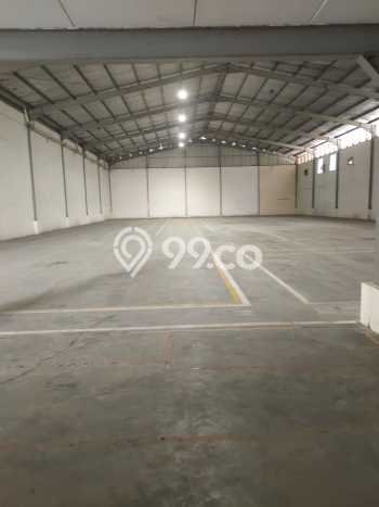 Gudang Disewakan Lokasi Setu Tangerang Selatan Harga Spesial! Gudang Disewakan Lokasi Setu Tangerang Selatan Harga Spesial!