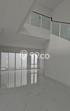 Rumah Mewah LB 316m2 Siap Pakai Desain Elegan di Gading Serpong, Tangerang Rumah Mewah LB 316m2 Siap Pakai Desain Elegan di Gading Serpong, Tangerang