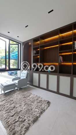 Dijual Rumah Luas Elegan Dengan View Eksklusif di Alam Sutera, Tangerang Dijual Rumah Luas Elegan Dengan View Eksklusif di Alam Sutera, Tangerang