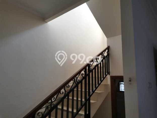 Rumah sewa siap huni 4 KT di Serpong Regency Melati Mas, Tangerang Selatan Rumah sewa siap huni 4 KT di Serpong Regency Melati Mas, Tangerang Selatan