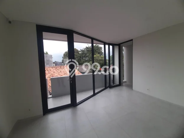 PRIME LOCATION! Komersial di Bintaro, Luas 219m², Area Bisnis, Lokasi Strategis PRIME LOCATION! Komersial di Bintaro, Luas 219m², Area Bisnis, Lokasi Strategis