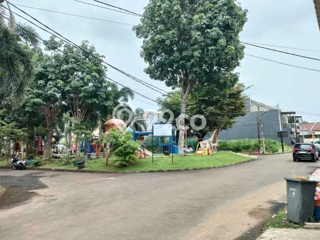 Dijual Hunian Rumah Terawat 4 Kamar di Villa Melati Mas, Tangerang Selatan Dijual Hunian Rumah Terawat 4 Kamar di Villa Melati Mas, Tangerang Selatan