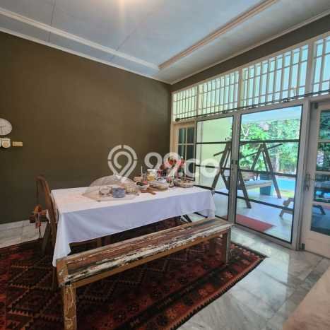 Rumah Luxury Modern Tanpa Renovasi di Pondok Labu Jakarta Selatan Rumah Luxury Modern Tanpa Renovasi di Pondok Labu Jakarta Selatan
