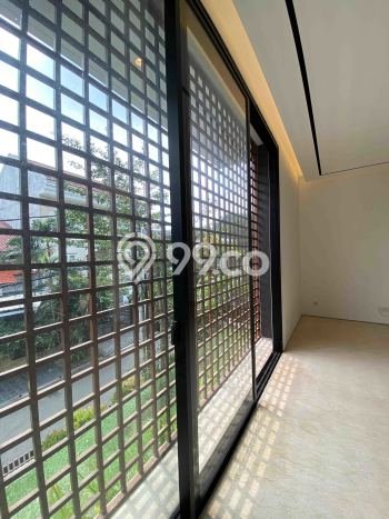 Rumah Elit Modern Siap Huni di Pondok Indah Jakarta Selatan Rumah Elit Modern Siap Huni di Pondok Indah Jakarta Selatan