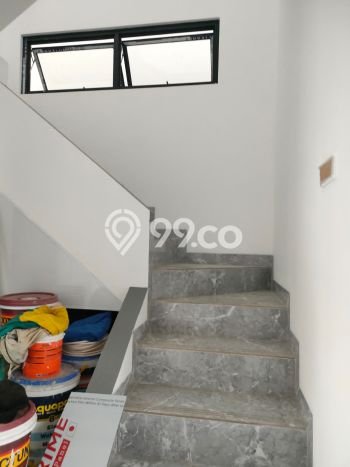 Rumah Terawat di BSD Griya Loka, Tangerang, LT 250m², LB 250m² Rumah Terawat di BSD Griya Loka, Tangerang, LT 250m², LB 250m²