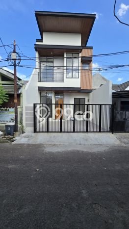Dijual Rumah Eksklusif 3 KT di BSD Kencana Loka, Tangerang Dijual Rumah Eksklusif 3 KT di BSD Kencana Loka, Tangerang