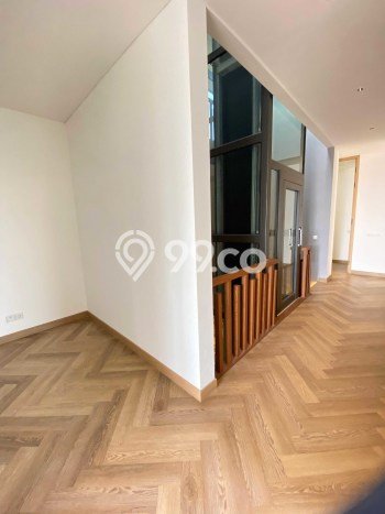 Rumah Elit Modern Siap Huni di Pondok Indah Jakarta Selatan Rumah Elit Modern Siap Huni di Pondok Indah Jakarta Selatan