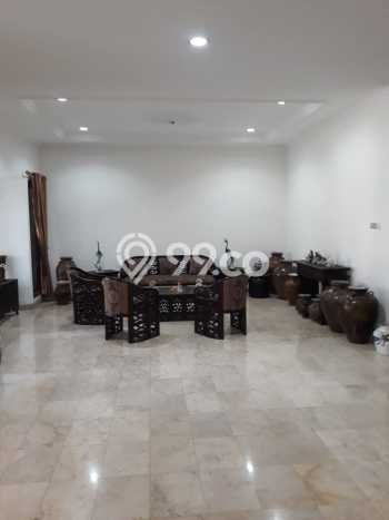 Rumah Elit Modern Tanpa Renovasi di Pondok Indah Jakarta Selatan Rumah Elit Modern Tanpa Renovasi di Pondok Indah Jakarta Selatan