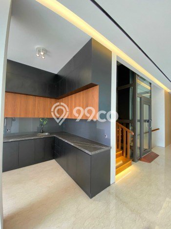 Rumah Elit Modern Siap Huni di Pondok Indah Jakarta Selatan Rumah Elit Modern Siap Huni di Pondok Indah Jakarta Selatan