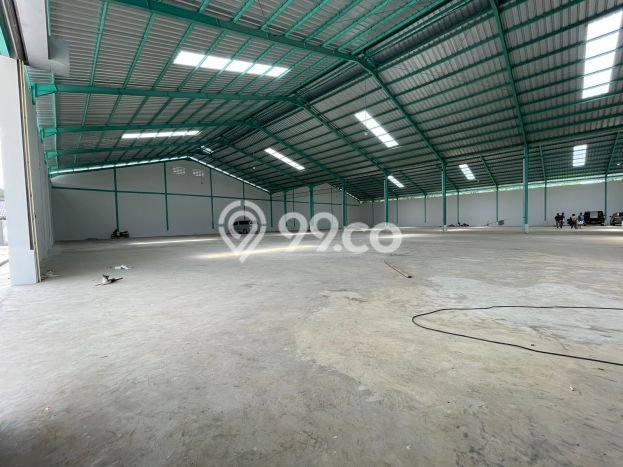 Gudang Disewa di Parung, Bogor, LT 4730m2 / LB 3000m2 Gudang Disewa di Parung, Bogor, LT 4730m2 / LB 3000m2