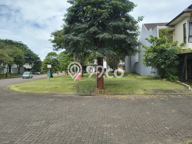 Tanah di Cisauk, Tangerang Luas 308m2 Dijual Segera Tanah di Cisauk, Tangerang Luas 308m2 Dijual Segera