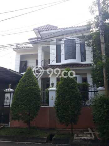 Rumah Elit Modern Tanpa Renovasi di Pondok Indah Jakarta Selatan Rumah Elit Modern Tanpa Renovasi di Pondok Indah Jakarta Selatan