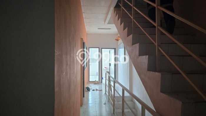 Unit Ruko Dijual di BSD Tangerang Selatan 225m2 Unit Ruko Dijual di BSD Tangerang Selatan 225m2