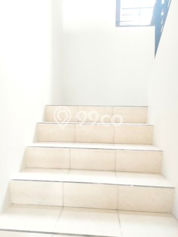 Rumah Elit LB 120m2 Siap Pakai Desain Elegan di BSD Delatinos, Tangerang Rumah Elit LB 120m2 Siap Pakai Desain Elegan di BSD Delatinos, Tangerang