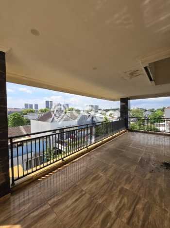 For Sale! Luxury House LT 248m2 Desain Elegan di BSD The Icon For Sale! Luxury House LT 248m2 Desain Elegan di BSD The Icon