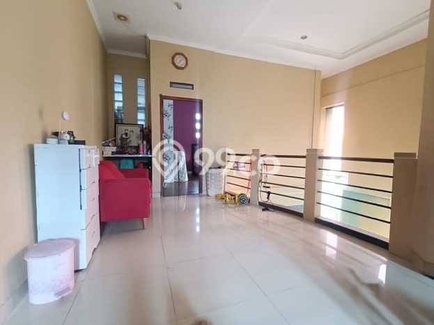 Jual Rumah Mewah Elegan Dengan View Cantik di BSD Kencana Loka, Tangerang Jual Rumah Mewah Elegan Dengan View Cantik di BSD Kencana Loka, Tangerang