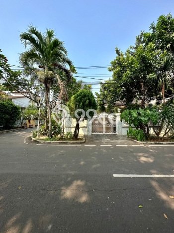 Rumah Mewah LB 180m2 Siap Pakai Desain Elegan di Pulomas, Jakarta Timur Rumah Mewah LB 180m2 Siap Pakai Desain Elegan di Pulomas, Jakarta Timur