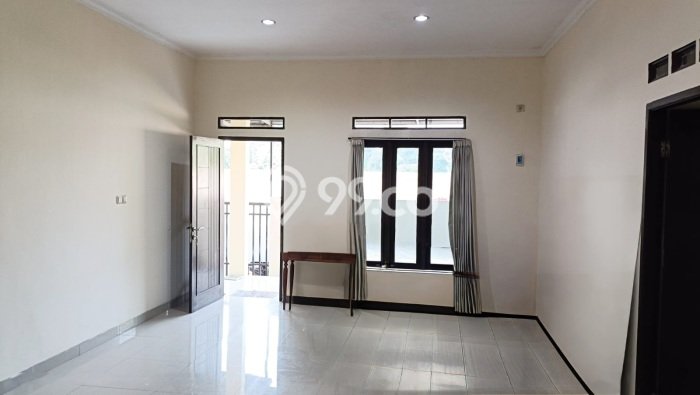 Dijual Hunian Rumah Terawat 3 Kamar di Bintaro, Tangerang Selatan Dijual Hunian Rumah Terawat 3 Kamar di Bintaro, Tangerang Selatan