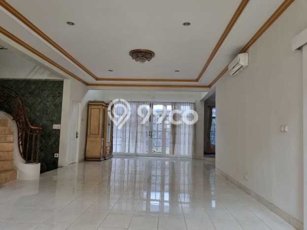 Disewakan! Rumah 5 Kamar Tidur &
3 Kamar Mandi di BSD Puspita Loka, Tangerang Disewakan! Rumah 5 Kamar Tidur &
3 Kamar Mandi di BSD Puspita Loka, Tangerang
