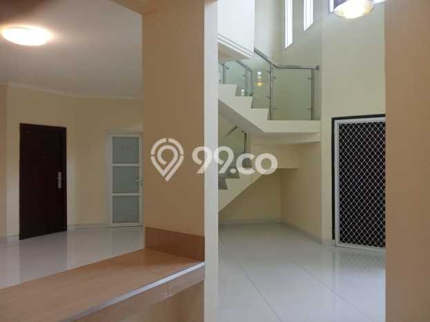 Rumah Mewah LB 250m2 Siap Huni Desain Elegan di BSD Giri Loka, Tangerang Rumah Mewah LB 250m2 Siap Huni Desain Elegan di BSD Giri Loka, Tangerang