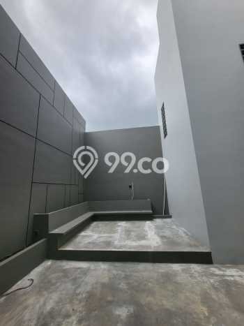 Jual Rumah Luas Megah Dengan View Eksklusif di BSD Giri Loka, Tangerang Jual Rumah Luas Megah Dengan View Eksklusif di BSD Giri Loka, Tangerang