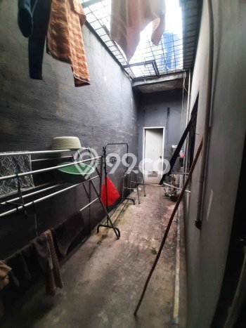 Komersial Strategis Kawasan BSD Nusaloka, Luas 200m², Jalan Utama, Area Bisnis Aktif Komersial Strategis Kawasan BSD Nusaloka, Luas 200m², Jalan Utama, Area Bisnis Aktif