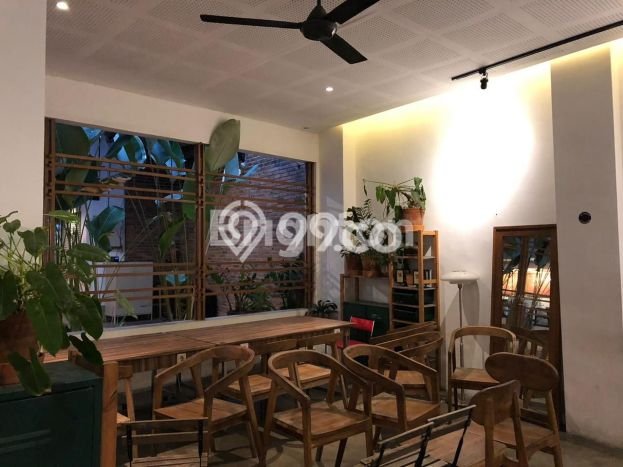 Komersial Bagus Dijual di Rungkut Industri Surabaya Strategis Cocok untuk Kembangkan Bisnis Komersial Bagus Dijual di Rungkut Industri Surabaya Strategis Cocok untuk Kembangkan Bisnis