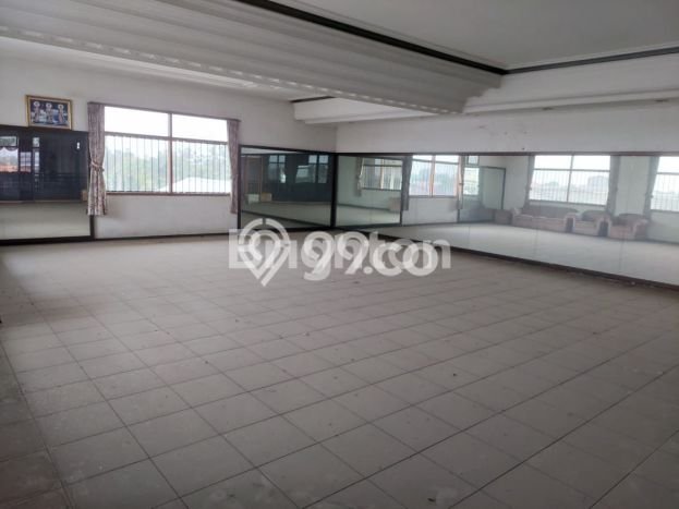 Untuk Dijual Ruko di Kranggan Mojokerto LT 1317m2 / LB 1000m2 Untuk Dijual Ruko di Kranggan Mojokerto LT 1317m2 / LB 1000m2