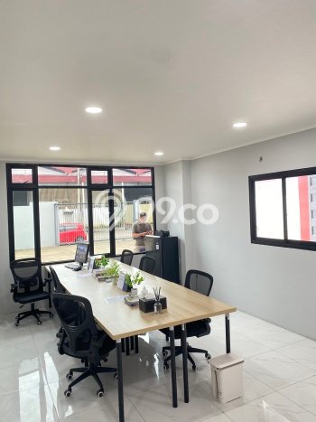 LOKASI PREMIUM! Gudang Kawasan Daan Mogot, Luas 1800m², Lokasi Niaga LOKASI PREMIUM! Gudang Kawasan Daan Mogot, Luas 1800m², Lokasi Niaga