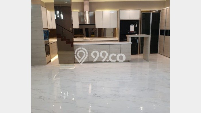 Jual Rumah Luas Elegan Dengan View Cantik di Gading Serpong, Tangerang Jual Rumah Luas Elegan Dengan View Cantik di Gading Serpong, Tangerang