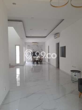 Jual Rumah Luas Megah Dengan View Eksklusif di Gading Serpong, Tangerang Jual Rumah Luas Megah Dengan View Eksklusif di Gading Serpong, Tangerang