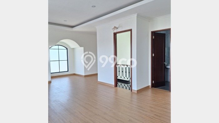 Siap Huni Hunian Elit 4 Kamar di BSD Dekat ke Mana Pun Siap Huni Hunian Elit 4 Kamar di BSD Dekat ke Mana Pun
