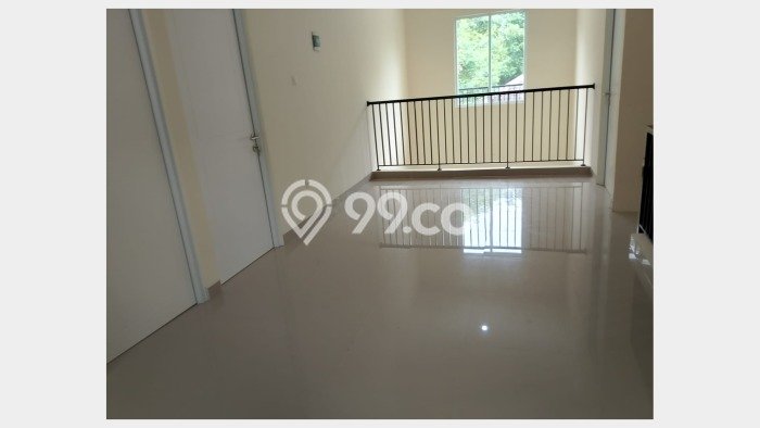 For Sale Rumah 5 Kamar Lokasi Ideal Nyaman dan Strategis di BSD For Sale Rumah 5 Kamar Lokasi Ideal Nyaman dan Strategis di BSD