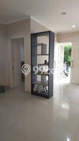 Rumah Elit Modern Tanpa Renovasi di Gading Serpong Tangerang Rumah Elit Modern Tanpa Renovasi di Gading Serpong Tangerang