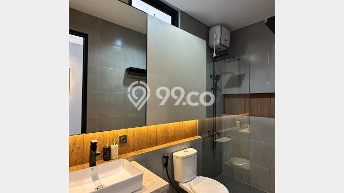 Ready to Use! Luxury House LT 344m2 Desain Elegan di BSD City Ready to Use! Luxury House LT 344m2 Desain Elegan di BSD City