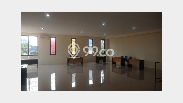 PROSPEK BAGUS! Kantor di Cibitung, Luas 2869m², Potensi Keramaian Tinggi PROSPEK BAGUS! Kantor di Cibitung, Luas 2869m², Potensi Keramaian Tinggi