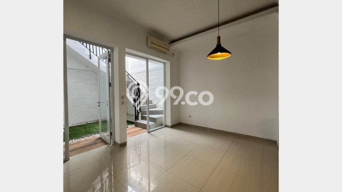 Rumah Elit Modern Siap Huni di Alam Sutera Tangerang Rumah Elit Modern Siap Huni di Alam Sutera Tangerang