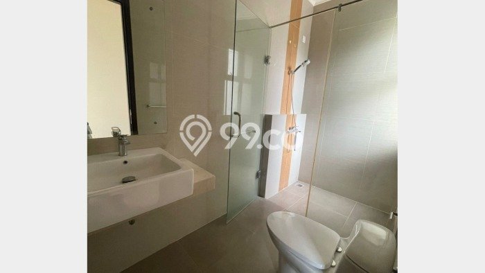 Siap Huni Hunian Elit 4 Kamar di BSD Dekat ke Mana Saja Siap Huni Hunian Elit 4 Kamar di BSD Dekat ke Mana Saja
