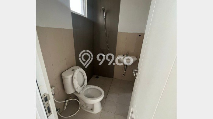 Rumah Modern 2 KT di Gading Serpong Tangerang Unfurnished Rumah Modern 2 KT di Gading Serpong Tangerang Unfurnished
