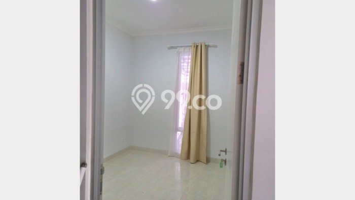 Jual Rumah Eksklusif 3 KT di Gading Serpong, Tangerang Jual Rumah Eksklusif 3 KT di Gading Serpong, Tangerang