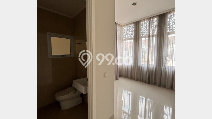 For Sale Rumah Elit Exclusive di BSD, Tangerang Selatan For Sale Rumah Elit Exclusive di BSD, Tangerang Selatan